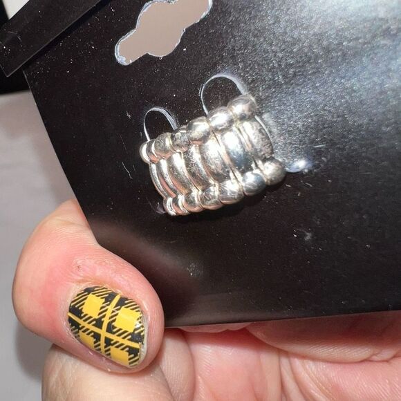 Silver Tone with Black Enamel and Crystals Cocktail Ring with Stretch Band - Picture 4 of 6